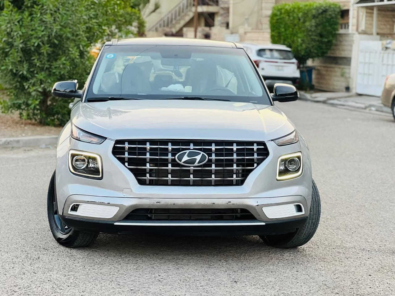 السلام عليكم
للبيع هونداي فينو 2021 مكينة سمارت الجديده دبل نوزل رقم بغداد مشروع وطني أرقام انگليزي بأسمي تحويل مباشر حادثها فقط بنيد صبغ وهنا بالعراق صبغ ربع باب عكس السايق السعر 130 وبيها مجال مكاني بغداد السيديه حي الإعلام تواصل واتس اب ***********
