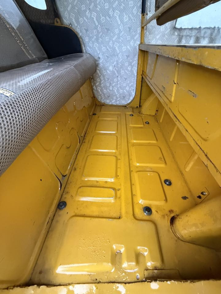 السلام عليكم
تكتك للبيع 2019 شهر 10 رقم و سنوية مداور ثاني يوم بيها صفحة الشوتة صبغ و معجون تكتك نظيفة مو مال شغل بالبيت و كله جديد بس مكينتها تنقص عوزها تجفيت و الباقي تجي تگلب تشوف بعينك و تقتنع محتاج فلوس و اريد ابيع مكاني نجف حي ميسان 
 *********** واتساب *ما متواجد فيسبوك*
