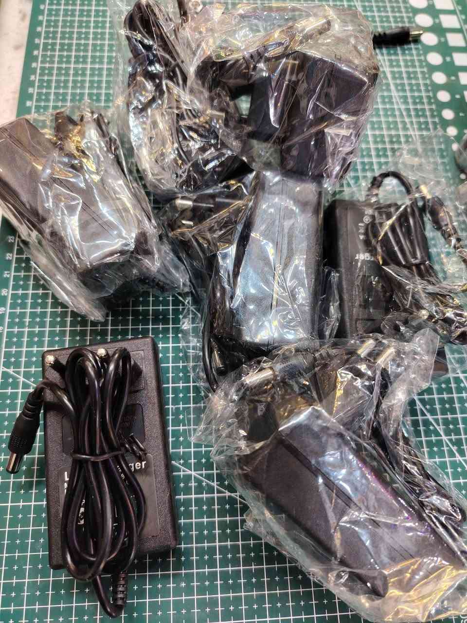 شاحنات بطاريات دريل فيشة ( ليثيوم -  أيون ) 21 ڤولت و 16.8 ڤولت 
✓ سعر القطعة 3 الآف دينار فقط 
✓ يوجد توصيل لكافة محافظات العراق

للطلب خاص


**إذا كنت صاحب هذا الإعلان وتريد حذفه لأي سبب، رجاءا أرسل رسالة إلى الدعم الفني**