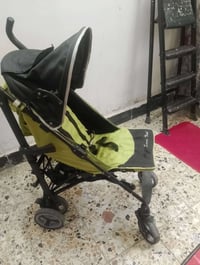 عربانة طفل • قليل استعمال