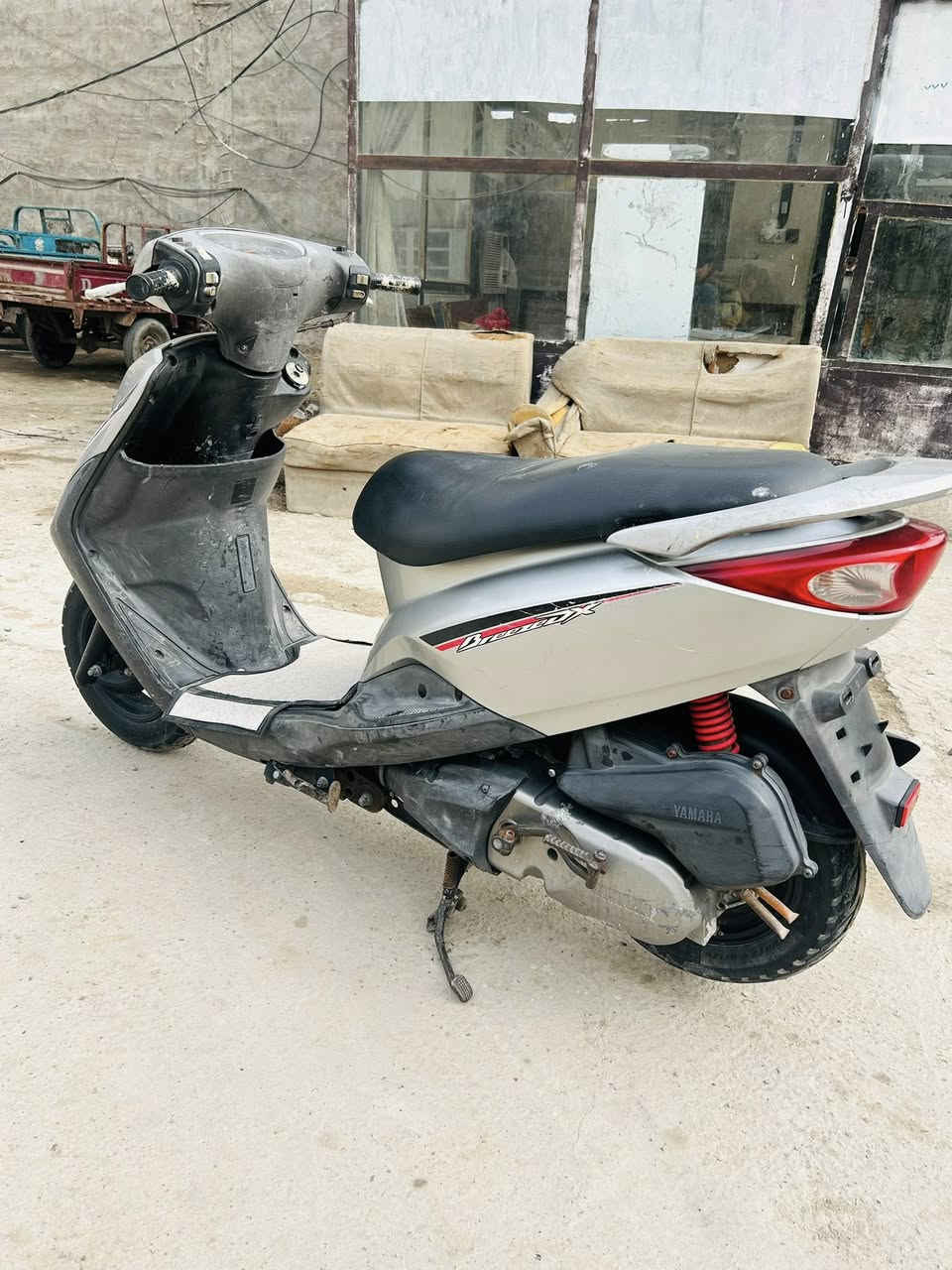 سلام عليكم دراجة بريز مال رمبة جديدة حيل مكفولة من كلشي كابريتر مو نوزل مابيهة أي نقص دراجة مال بيت مامتعوبة السعر 850قفل منزلهة اكثر من سعر ولله العضيم مكاني المدينة الصدر ***********
