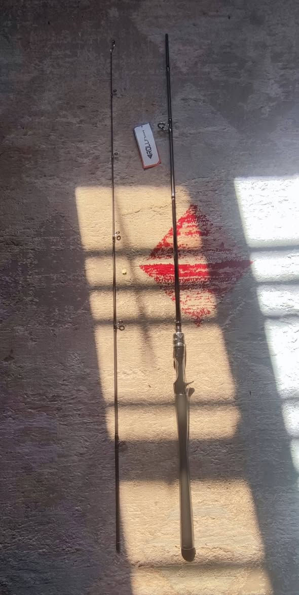 قصبة صيد جديدة(غير مستعملة) الطول 210، مع مكينة نظيفة جدا نوع(Baitcasting Reel)، مع طعم صناعي(خداعة)، صناعة شركة DUO، السعر ٢٠ الف فقط ... المكان بغداد.


**إذا كنت صاحب هذا الإعلان وتريد حذفه لأي سبب، رجاءا أرسل رسالة إلى الدعم الفني**