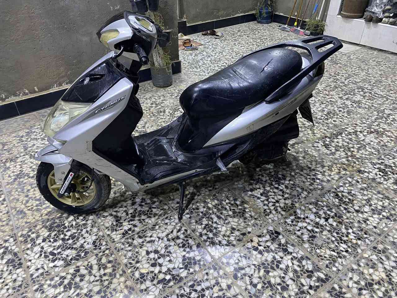 سكنس للبيع عوزه بس ولفات دراجه خير من الله سعر ٢٠٠وبيه مجال مكان كوت حي الخضراء


**إذا كنت صاحب هذا الإعلان وتريد حذفه لأي سبب، رجاءا أرسل رسالة إلى الدعم الفني**