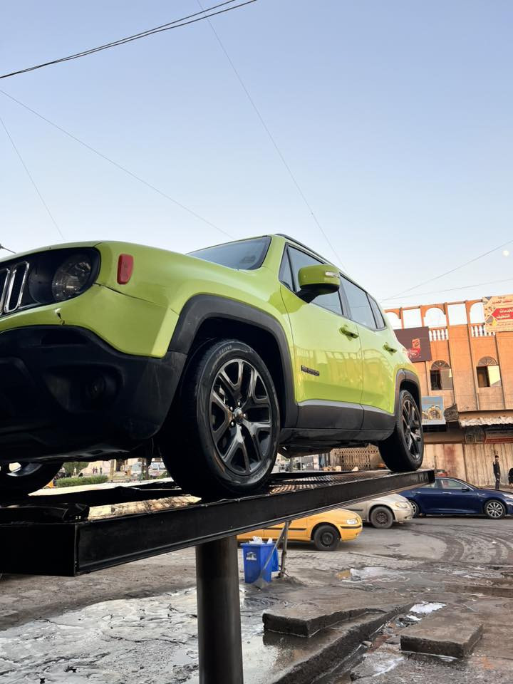 جيب رينجيد ٢٠١٧ للبيع

اخضر حشيشي 

ماشية ٤٥ الف 

محرك وكير غير مفتوح 

حادثها جاملغ و ربع من البنيد بامريكا 

وبالعراق بيها طخة بالباب عكس السايق موجود بالصور  

تبريد ثلاجة 

هاند بريك دكمة

تحكمات استيرن 

تايرات جديدة 

ويل كب 

اشارة بالمري 

مري كهرباء واشارات 

شاشة وكاميرا خلفية

شاشة اعطال

وعندي سونارها 

رقم كربلاء 

موجودة بغداد وباسمي 

***********
