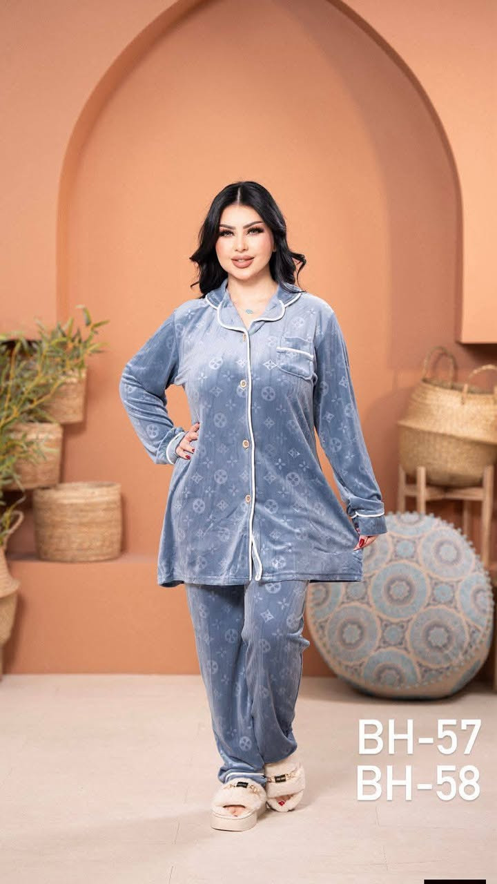 تراك قديفه سوفت اصلي شرعي خامه راقيه جدا 
السعر 👈 ١٠ الف فقط
قياسات L. XL. XxL. XxxL
قالب راهي وزن 60 __95
متوفر جمله مفرد 
سعر الدرزن 100
للحجز رقم الهاتف ☎️ وعنوان 🏢
متوفر توصيل داخل النعمانية 🚕
🔴 العنوان / واسط / نعمانية خلف الكراج شارع حمزه الرسن
رابط الانستا/https://www.instagram.com/wkllkhgt?igsh=cjl4bXZjYmFoNXNh
متوفر توصيل جميع المحافظات  🚛 
رابط القناة https://t.me/ggbkuu
*********** واتساب
*********** واتساب
*********** واتساب
