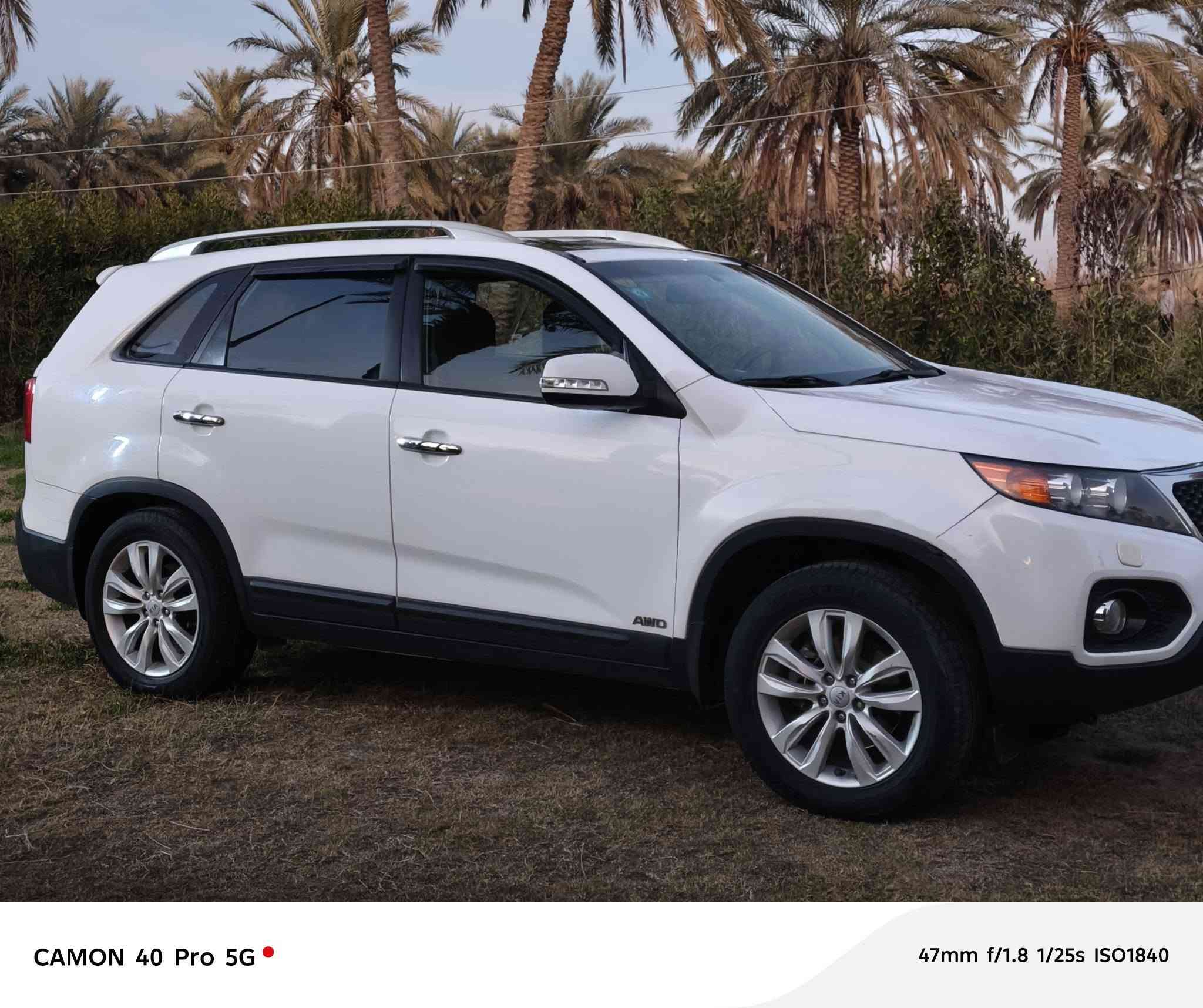 السلام عليكم 
سورنتو 3013 خليجي رقم بغداد كفالة عامة 
المحرك  v6 . 3500
المواصفات 
بصمة
كروز سرعة 
لايت زنون 
فور ويل 
7 راكب 
سقف بنوراما
تحكم استيرن 
حساسات 
كاميرا 
ماشية ٢٥٠ الف
السيارة بأسمي تحويل ثاني يوم  
السعر 183 ورقة وبيها مجال 
للاستفسار ***********
