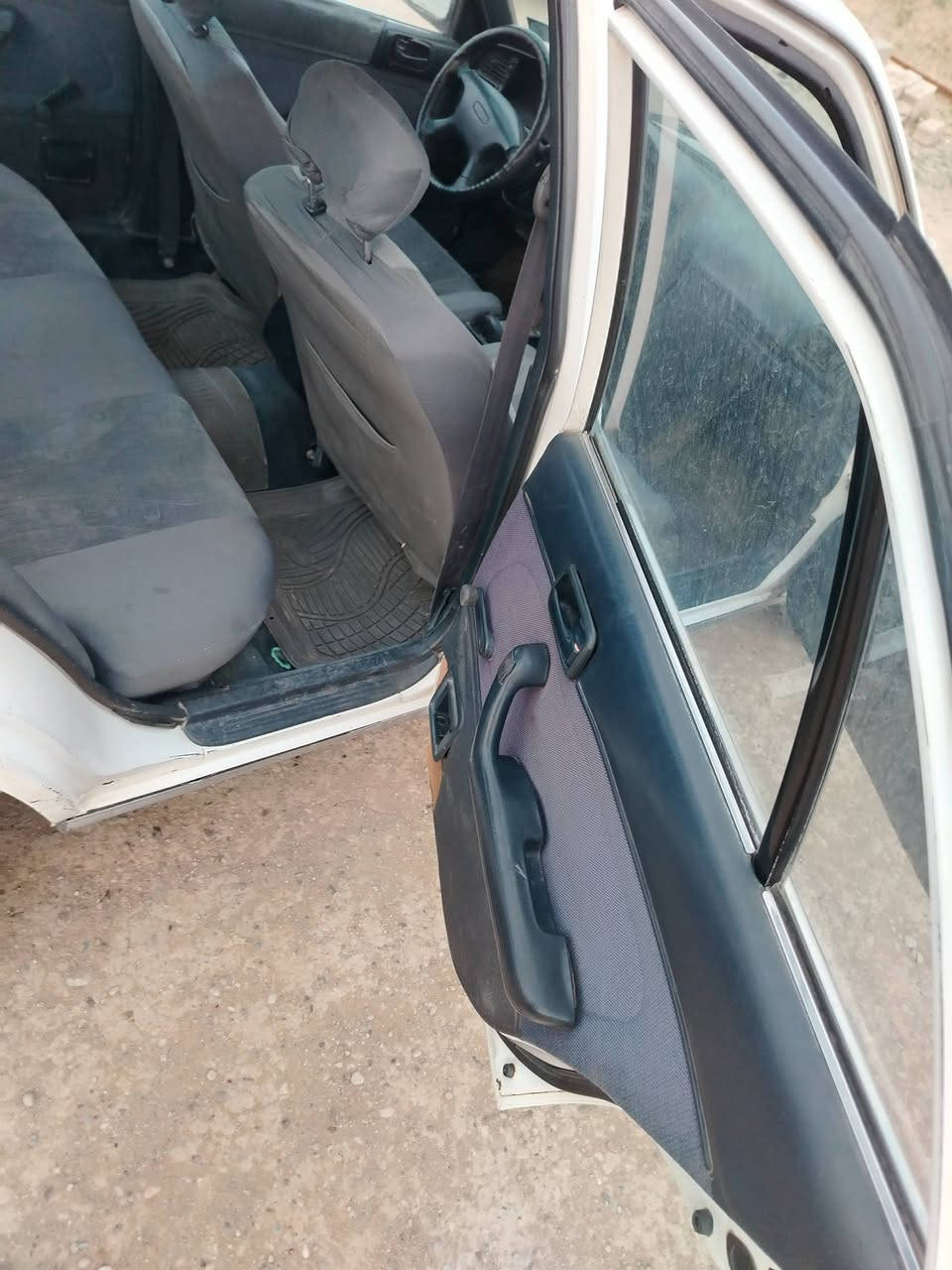 السلام عليكم كروسيدا للمراوس واذا بسيناتور محرك بطه يكون افضل السياره موديل 89 رقم بغداد دولي سنويه لل 29 شرط التحويل كير ومحرك ونجي بالشرط تبريد ثلج الاتصال على الرقم ***********
