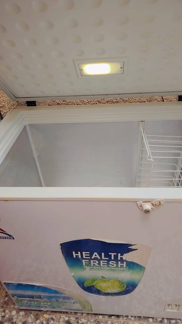 مجمدة للبيع تشتغل وتجمد بس مرات يصير بيها صوت عالي وبدلنه الها ماطور جديد


**إذا كنت صاحب هذا الإعلان وتريد حذفه لأي سبب، رجاءا أرسل رسالة إلى الدعم الفني**