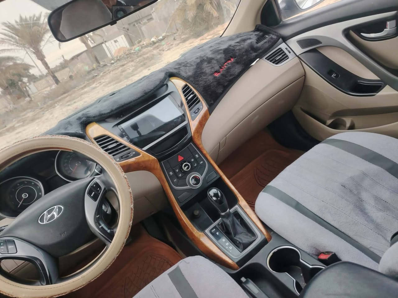 يا الله سلام عليكم النتره البيع موديل 15 مكفوله كفاله ماشيه 117 رقم بغداد مكاني نجف شارع كربلاء سعر 130 سياره جديده فول عدا البصمه ***********
