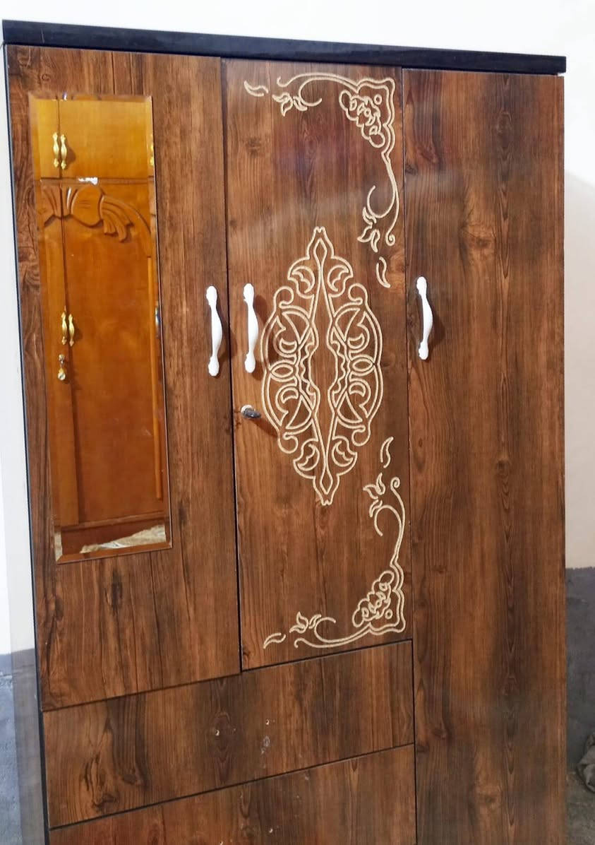 كنتور تركي نضيف جدا 3 ابواب بثلاث مجرات مكانه الكفل قفله 80


**إذا كنت صاحب هذا الإعلان وتريد حذفه لأي سبب، رجاءا أرسل رسالة إلى الدعم الفني**