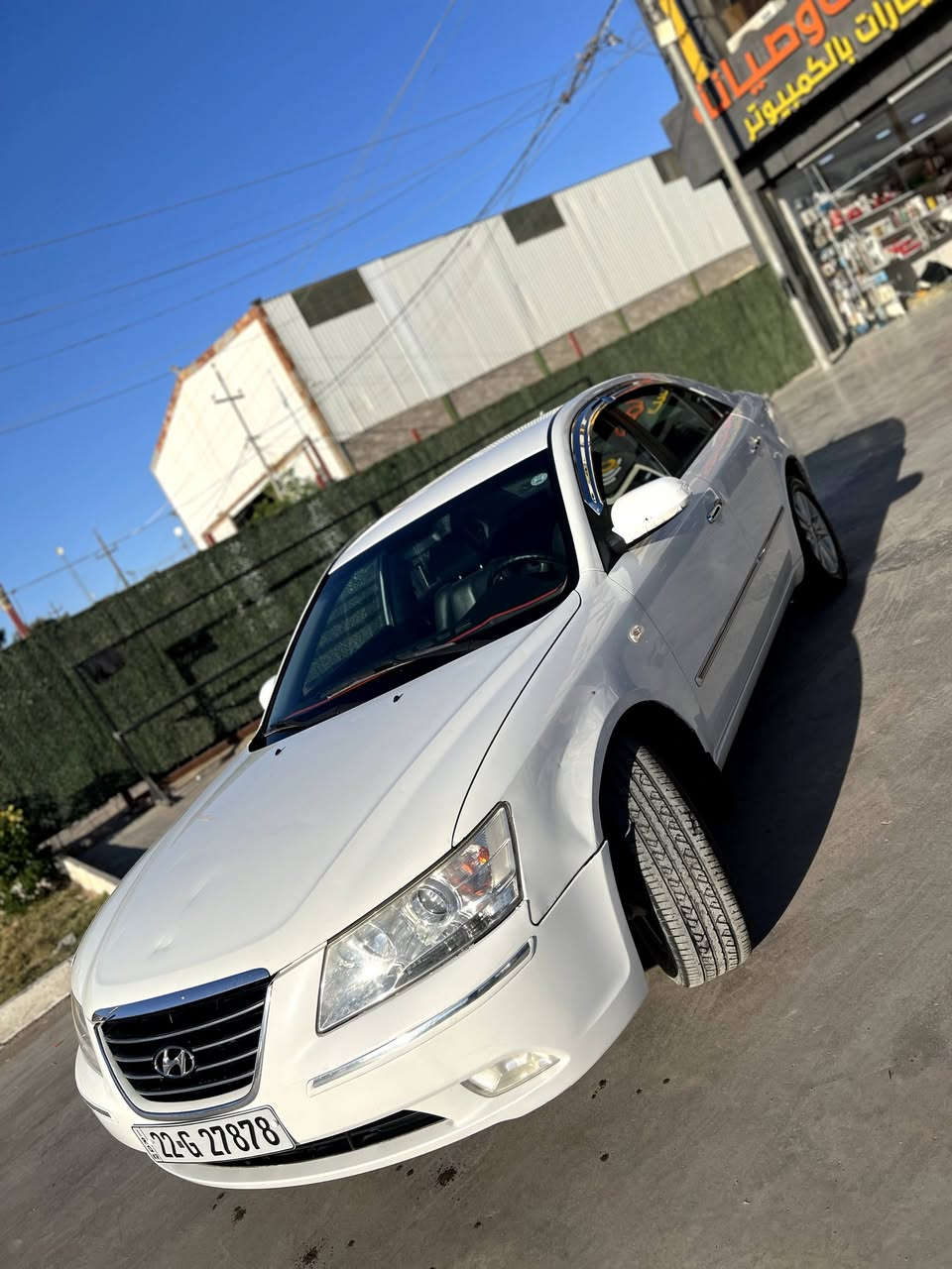 السلام عليكم للبيع.سوناتا  2010وارد كوري محرك2000 ضرر جاملق الخلفي وبيه صبق 4قطع جاملقين أماميه وبنيد وصندوق  كير محرك مكفول صدر  قبل شهر نفضته نفض تايرات تخم باتري جديد سياره جاهزه متصرف ربع عليه رقم اربيل انكليزي بسمي هزه جديده  مكاني الانبار فلوجه السعر 98رقم الهاتف ***********
