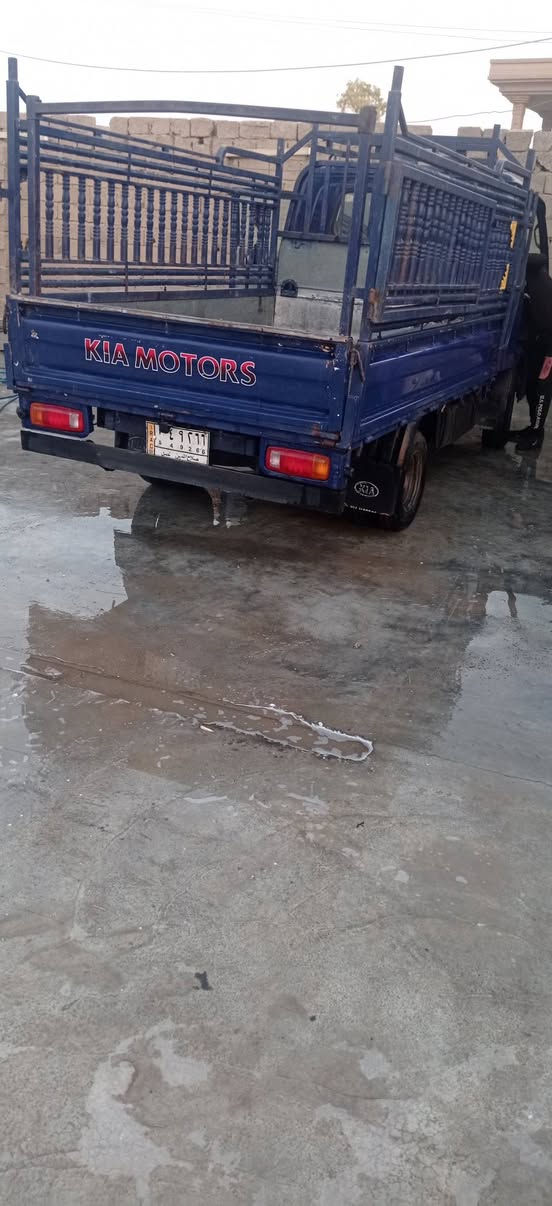 سياره كيا بزون أم عيون موديل 2003
ام الحاكيه كلها شرط سنويه لسنة 2027 صاحبه من المنطقه
تستلم حصة گاز. السعر 75
اتصال على الرقم ***********
