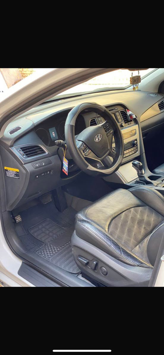 السلام عليكم 
سوناتا ٢٠١٥ امريكي ماشية ٨٢ 
رقم بابل انكلزي باسمي بصمة كشنات جلد
كشن كهربائي مكينة 2400 مكانه كربلاء
الاستفسار
*********** كربلاء, العراق
