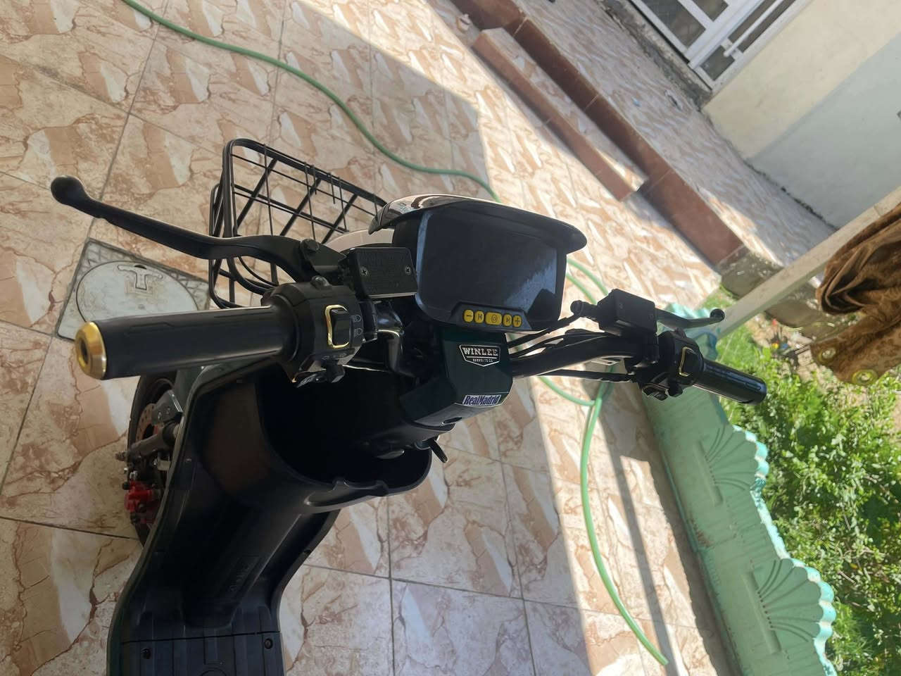 دراجه شحن R9
بطاريات فيتنامي 5 
سرعه 70 حقيقي 
ملف 1500 نحاس 
نضام R رجوع للخلف 
دبل خلفي غاز + دبل امامي هادروليك
4 سرع + دبل اشاره 
استعمال قليل السعر 425 وبيها مجال
@


**إذا كنت صاحب هذا الإعلان وتريد حذفه لأي سبب، رجاءا أرسل رسالة إلى الدعم الفني**