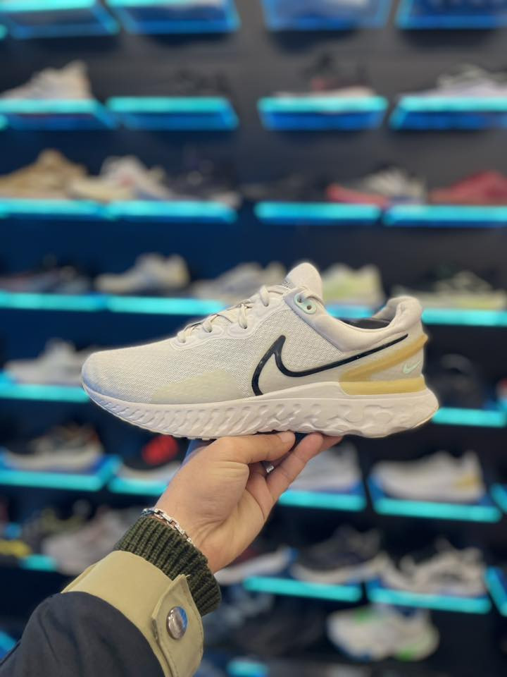 مجموعة قطع مستخدمة النظافة جداً عاليه 🔥
للحجز والاستفسار :-***********
