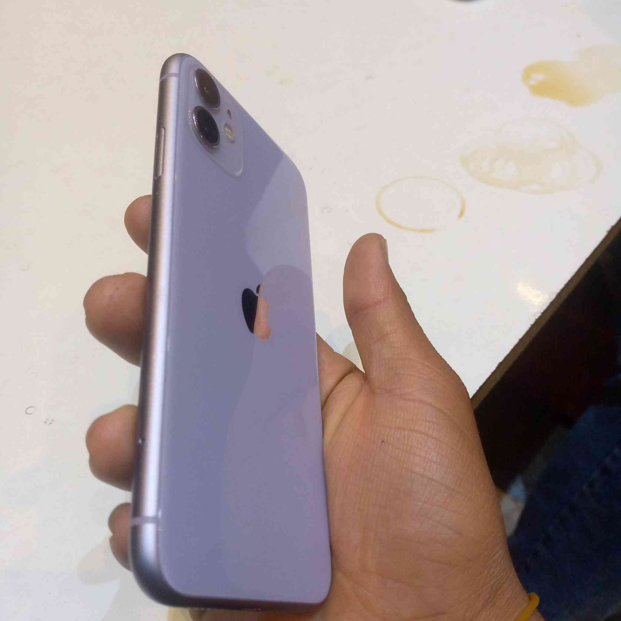 سلام عليكم 11 عادي الجهاز نضيف بطاريه 76 بلاد شاشه مبدله وكاله شرط فيس ايدي شغال خط شغال كاميرات سماعات كله شغال وبلاد نموذج m تحتيث اخر اصدار 26 ذاكره 64 سعر 225 وبي مجال عنوان واسط داموك رقم ***********
