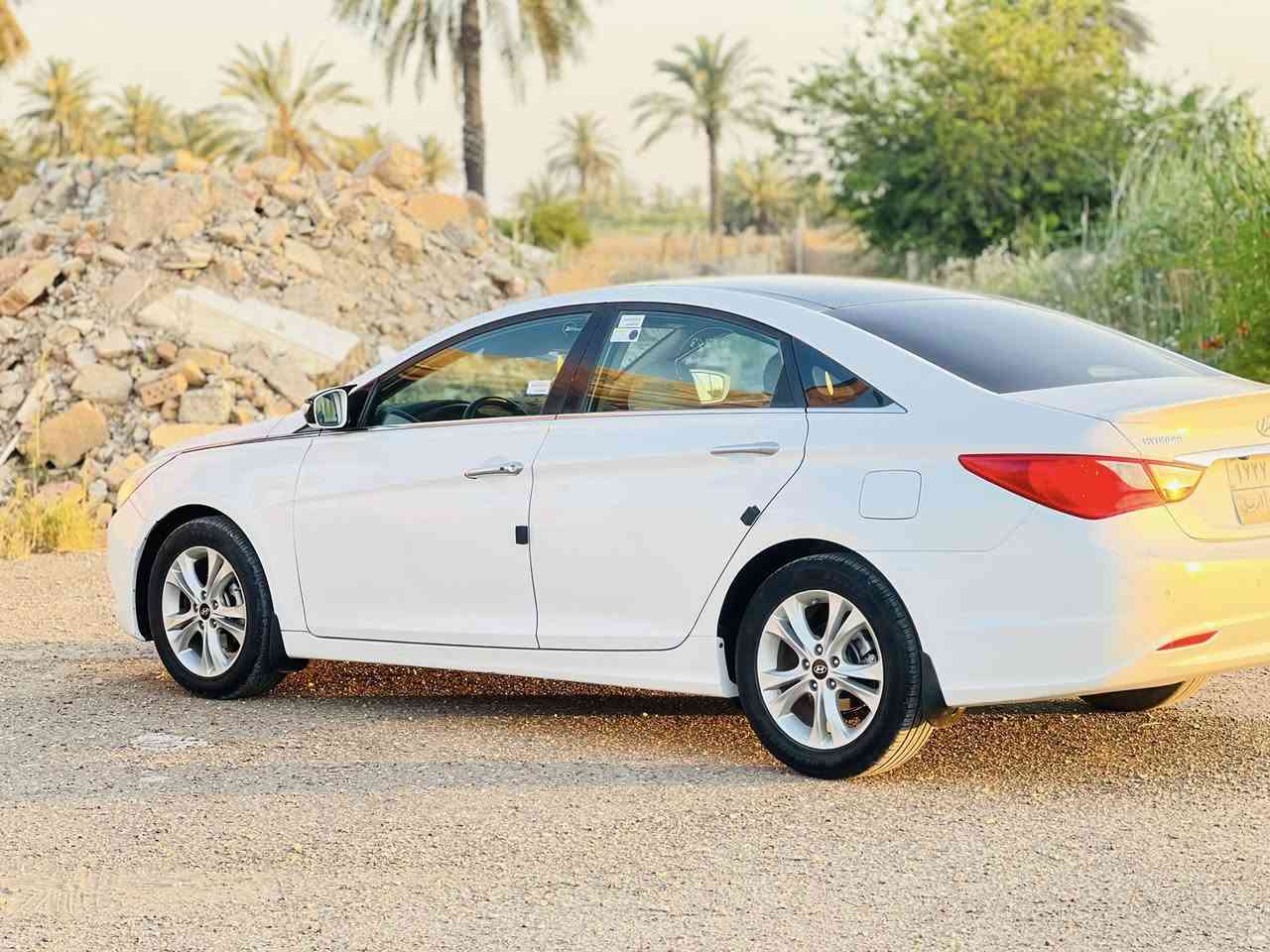 السلام عليكم
سوناتا2011 رقم اربيل شرط التحويل فول مواصفات بانوراما بصمه فوول واحد على واحد محرك2400 كير محرك صدر تايرات مكفولات تبريد ثلج تدفئه نار سياره ماناقصها برغي 
العنوان صلاح الدين بلد
للاستفسار  ***********
***********
