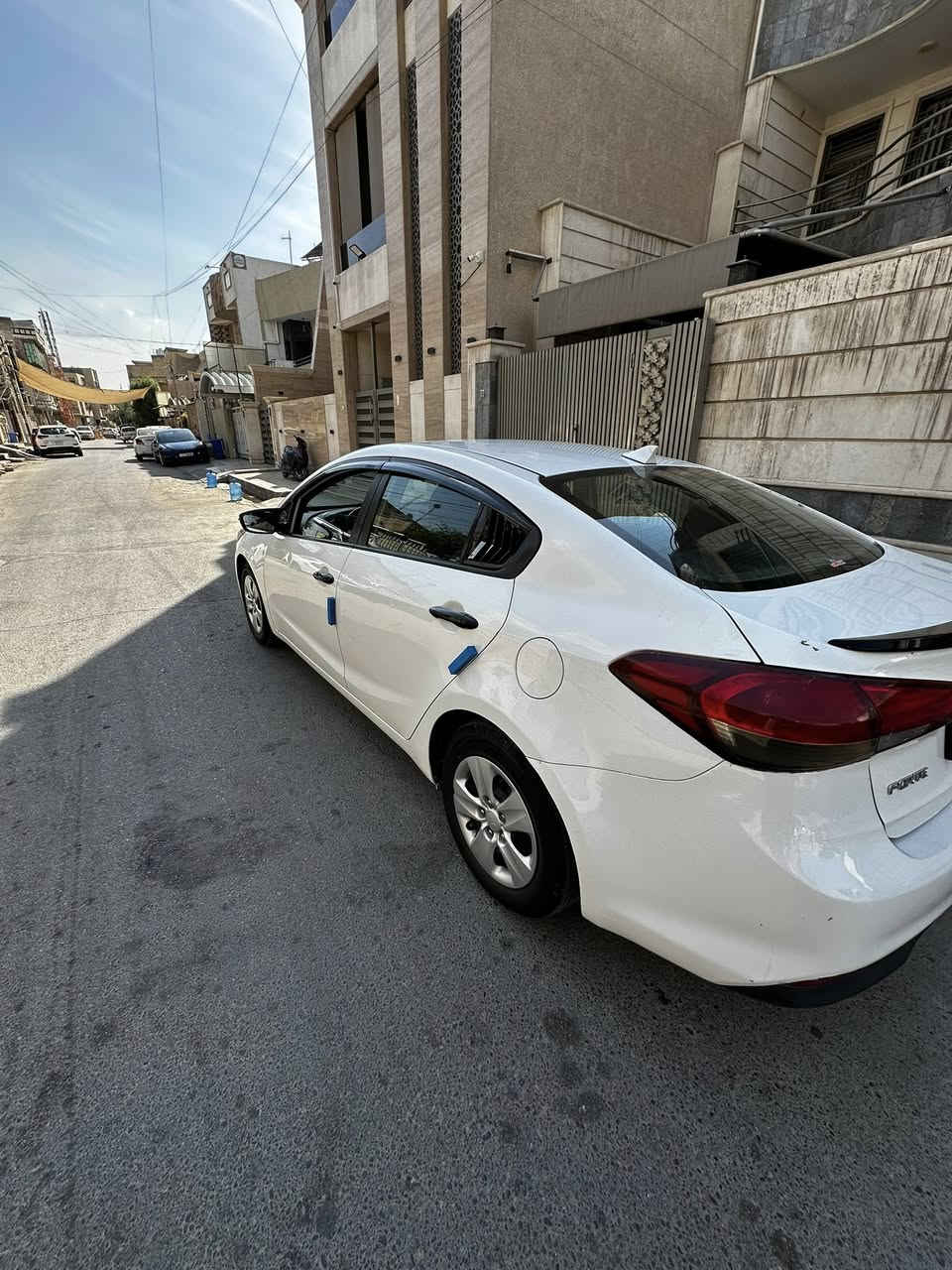 أسلام وعليكم  فورتي 2018
ماشيه 84 الف
محرك 2000 دوش  
كير AT 
رقم  اربيل  شرط  التحويل 
هزه جديده سنويه جديده 
قطعتين صبغ فقط جاملغات خلفيه بدون داوخل   صور  السونار  مرفقة بالمنشور 
120$ وييهاا مجال بصيط 
بغداد /  الاعضميه 
***********
