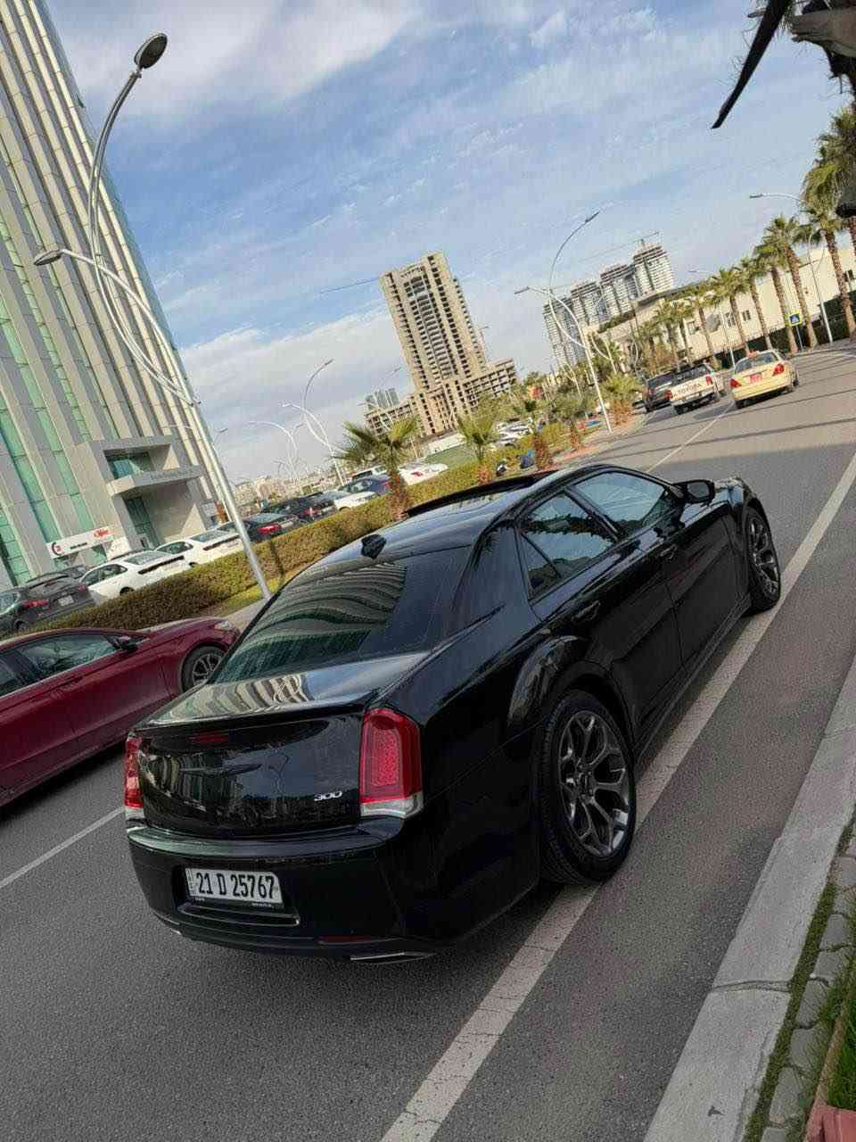 كرايسلر اوباما300C . 
الخوان فقد البيع ما ارواس 
‎ ❤️    //..ممتواجد خاصا
وينة ليدور نضافة     الون السود 
 (اقره المنشور قبل ماتخابرني و بيك خير وتدلل))

الموديل : 2016  . ( ) . 

العداد :  . ماشيه (70) .ميل
المحرك : V6  3.6L
 
المواصفات :
* الواجهة الأماميه بجم عريض 
* پانوراما . 
* نقطة عمياء . 
* حساسات امامية خلفيه .
* مصابيح امامية زنون مع LED . 
* ويل قياس 20 أنج . 
* حساسات خلفية .  
* شاشه كبيرة مع نظام ملاحة نفكيشن GPS .
* سستم صوت باز مع سماعات بريميوم  مع دمام صندوق
* مقصورة الركاب من الجلد الفاخر .  
* مقاعد أمامية كهربائية عدد 2 . 
* مقاعد أمامية وتدفئة . 
* تشغيل عن بعد .  
* تدفئة ستيرن . 
* محدد سرعة . 
* تلفون بلوتوث . 
* كاميرا خلفية .
* مرايا متحسسة للاضاءة العالية .
* كير شفتات بالستيرن . 
* دخول ذكي (بصمة) .
* اشاير بل مري
السياره بيها الچملخ السبغ البونيت كلير امريكي 
زايد الچملخ الخلفي بل العراق بيها شبرين الجيهت السكن 
 الباقي كفاله عامه    
رقم ا الجديد بأسمي تخم تايرات جديد السياره احلا من الصور 
مكانها اربيل 
السعر 208الورقه بيها مجال الطيبين 
للاستفسار *********** 
الوتساب
***********
‏***********🇮🇶 أربيل, العراق
