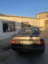 أوبل فكترا حجم 18موديل 1992كير ومحرك شرط بيها كير عادي بوند وجاملق وبد...