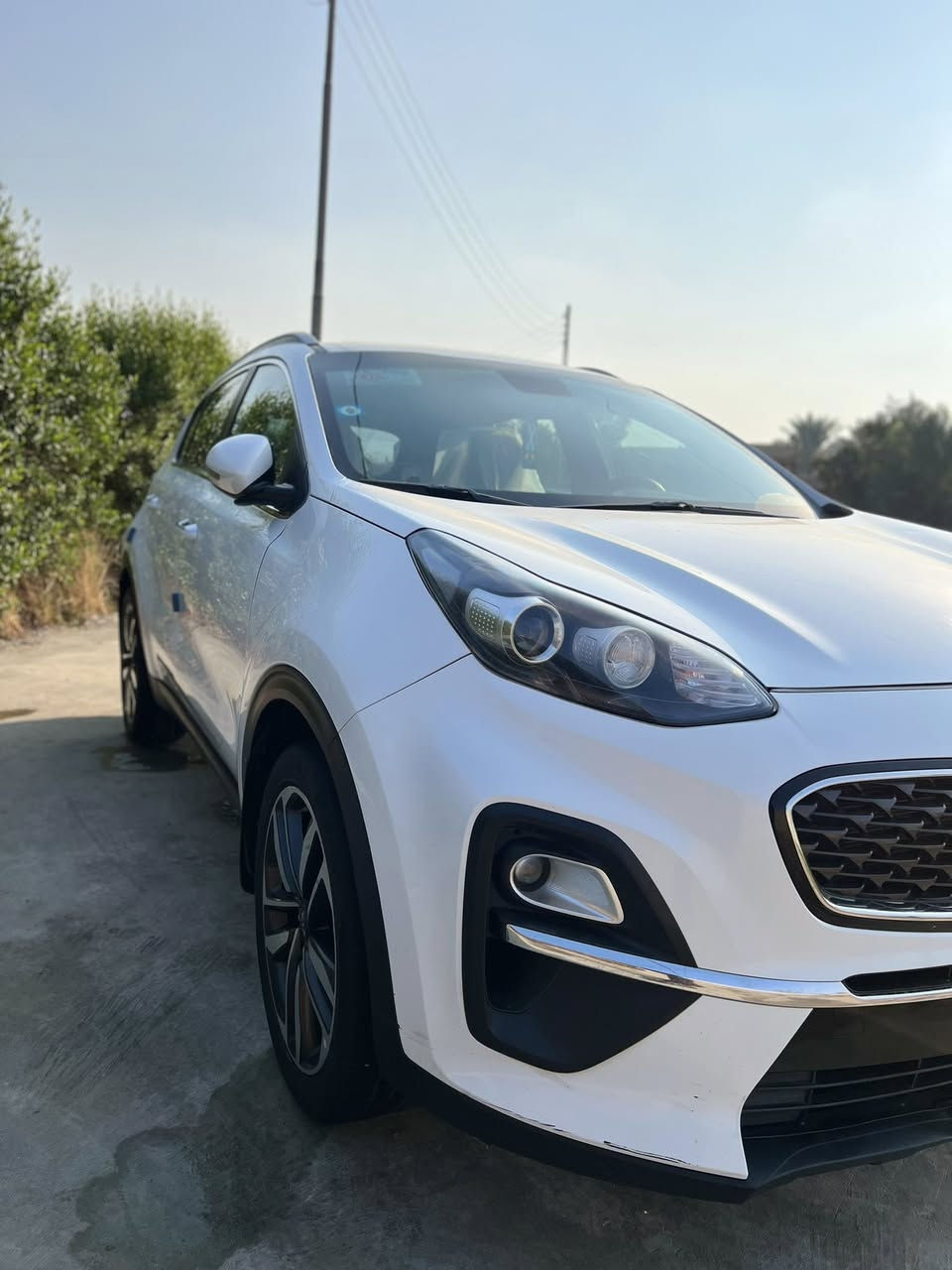 سلام عليكم 
اللبيع كيا سبورتج 2021 
مكفول كفاله عامه 
ماشيه 80
السعر : 215 وبيه مجال 
الاستفسار: *********** 
بغداد الناحيه الرشيد
