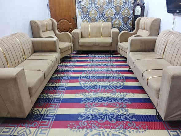 تخم 10 مقاعد بلوك اسود ب 225
***********
