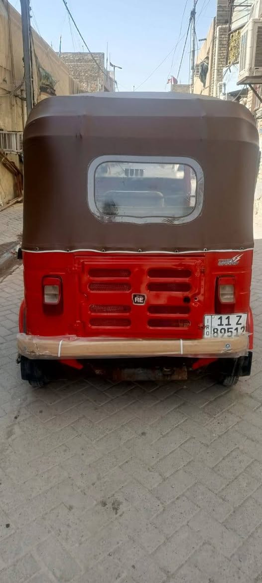 تكتك موديل 18 شهر 12 رقم سنويه نكليزي تحويل ثاني يوم كشر مصبوغ عام للجماليه   مكينه كير كلج اكسل مكفول مكينه مال 20 بيها تخم تاير ابو لحيه بيها كهرباء كامله اي نقص مابيها كبل لشارع ربع مذب عليها  مكاني  بغداد  فقط شراي يتصل  ***********
