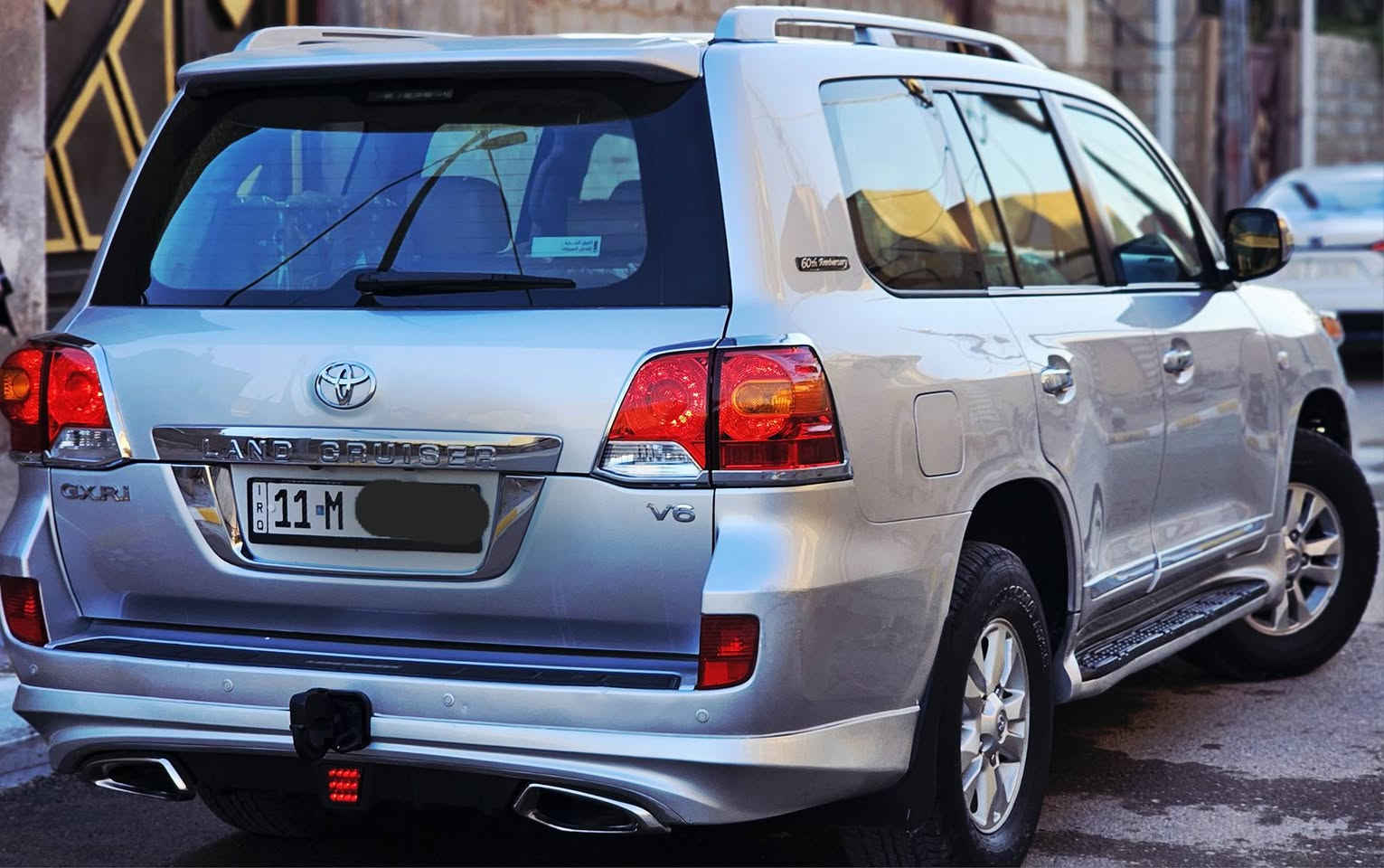 لانـدكروز 2011 ستينيه اصل رقم بغداد مميز ماشية 153 حقيقي 
كفاله عامه من الصبغ والتبديل  السيارة وضع شركة للجناي ماكو نقص برغي
محرك V6 
تحكم استيرن
كاميرا
شاشة كبيره
حساس امامي خلفي
بصمة بوب
فتحة سقف
منضومة زنون كامله
مواصفات الستينيه معروفه فول واحد ع واحد
السيارة احلى من الصور وانظف الستينيات الموجوده
السعرر((305))بي مجال اتصل ع الارقام
***********
***********
***********
