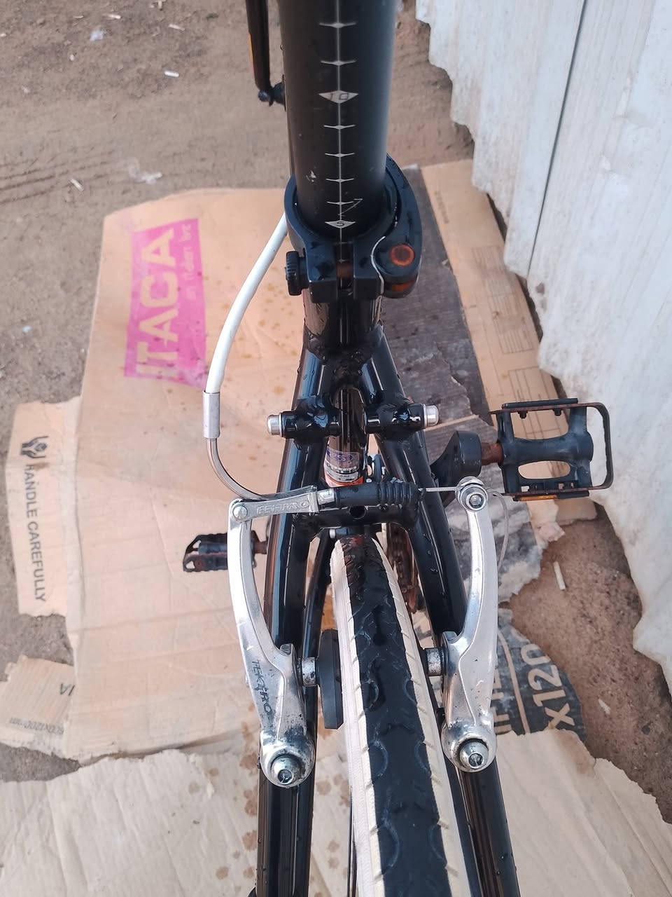 يالله
قطعه مال حاويه غير مستخدمه

c700 هجين

ماركة لويس كندي الصنع 🇨🇦🇨🇦

حجم 28 

قياس 47

المنيوم  ( فافون ) بالكامل مضلع

سستم شيمانو التوس 

3x8

بريكات تكترو

سرج طبي مبطا مختوم لويس

بوري سرج مختوم لويس

سكان مختوم لوس

رگبه مختومه لويس 

تايرات كتان نوع كندا

وياله المنيوم طبقتين لتحمل الطسات والاوزان العاليه

البايك كله ختم واحد ليبل واحد 

ما امبدل بي اي قطعه 

فول سلاسه وخفه

مكاني البصره / مقابيل سجن حمدان

السعر 225 الف 

***********
