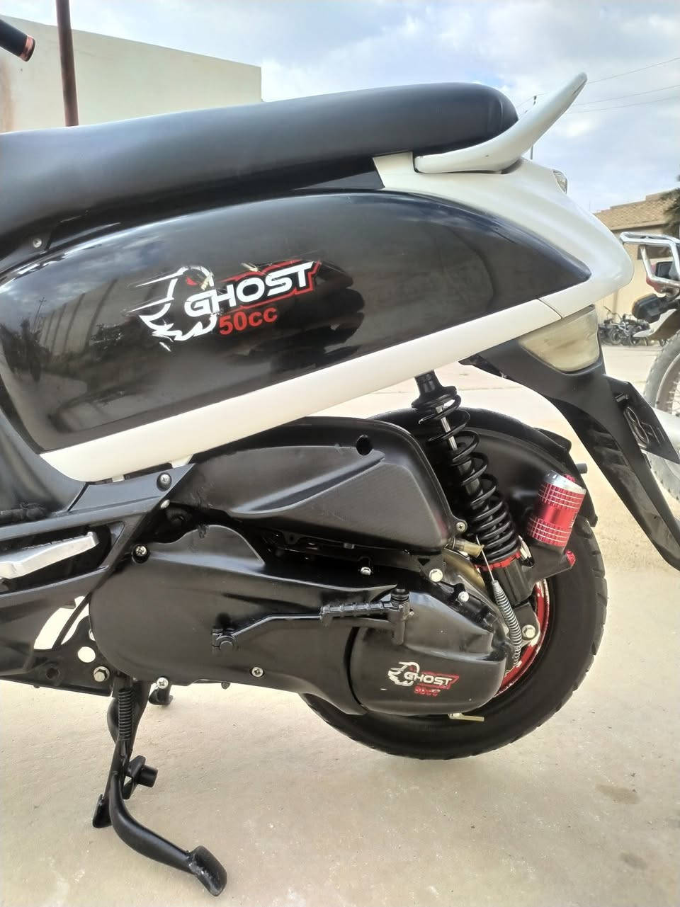 سلام عليكم
البيع بوليس مديل (2024) ياباني تجميع تايلندي 

محرك (100cc) سرعة الدراجه 120.     بيها تشغيل عن بعد (بصمه )
بيها اوراق الوكيل تترقم 

سعر (850) بيها مجال بسيط 
رقم ***********
