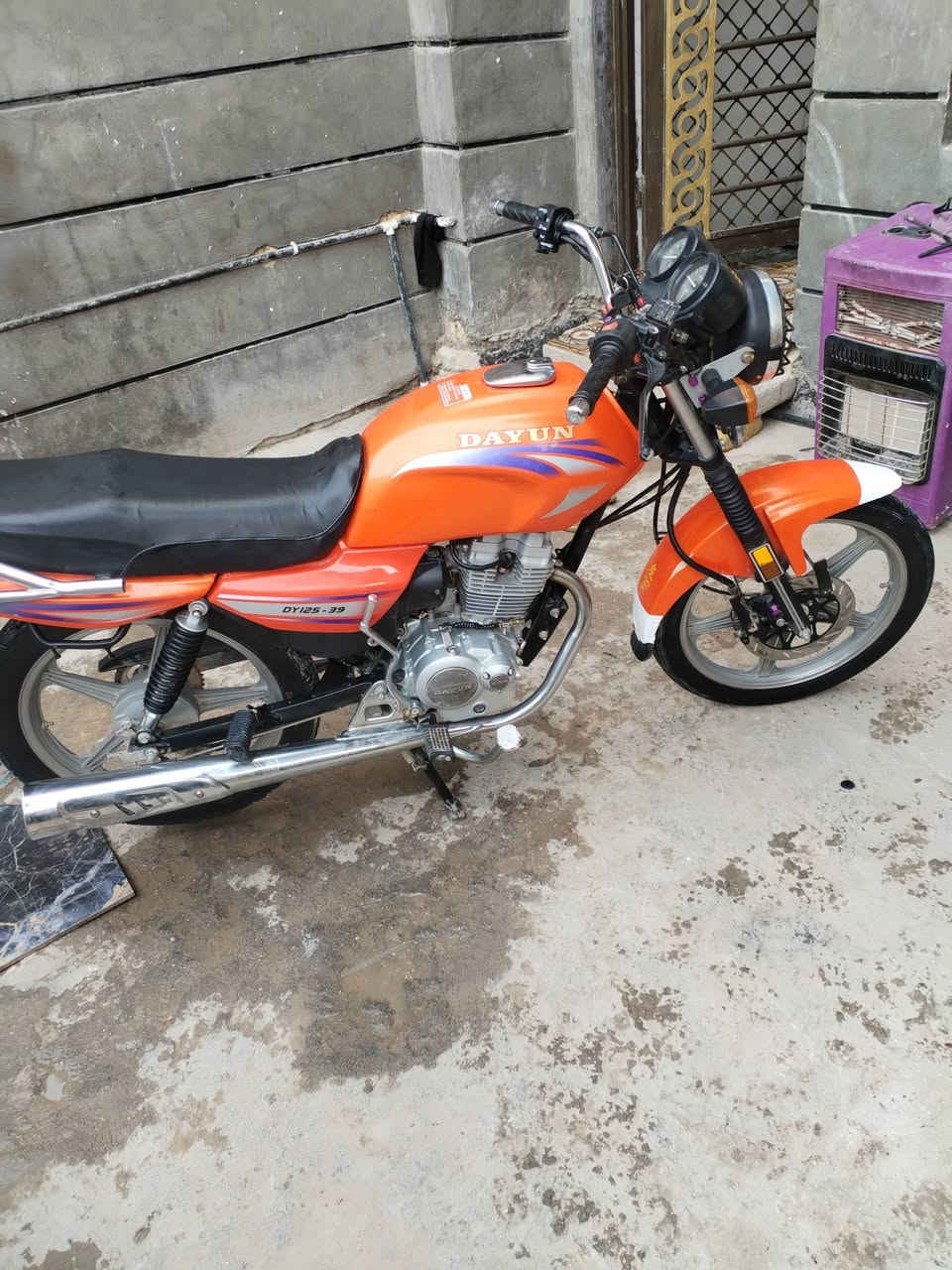 من رخصت المدير دايوان موديل 2023أوراق صولي نضيفه شوفت عينك لبيع مكاني حله ابو غرق والشراي بي خير ويدلل هاذه ***********
