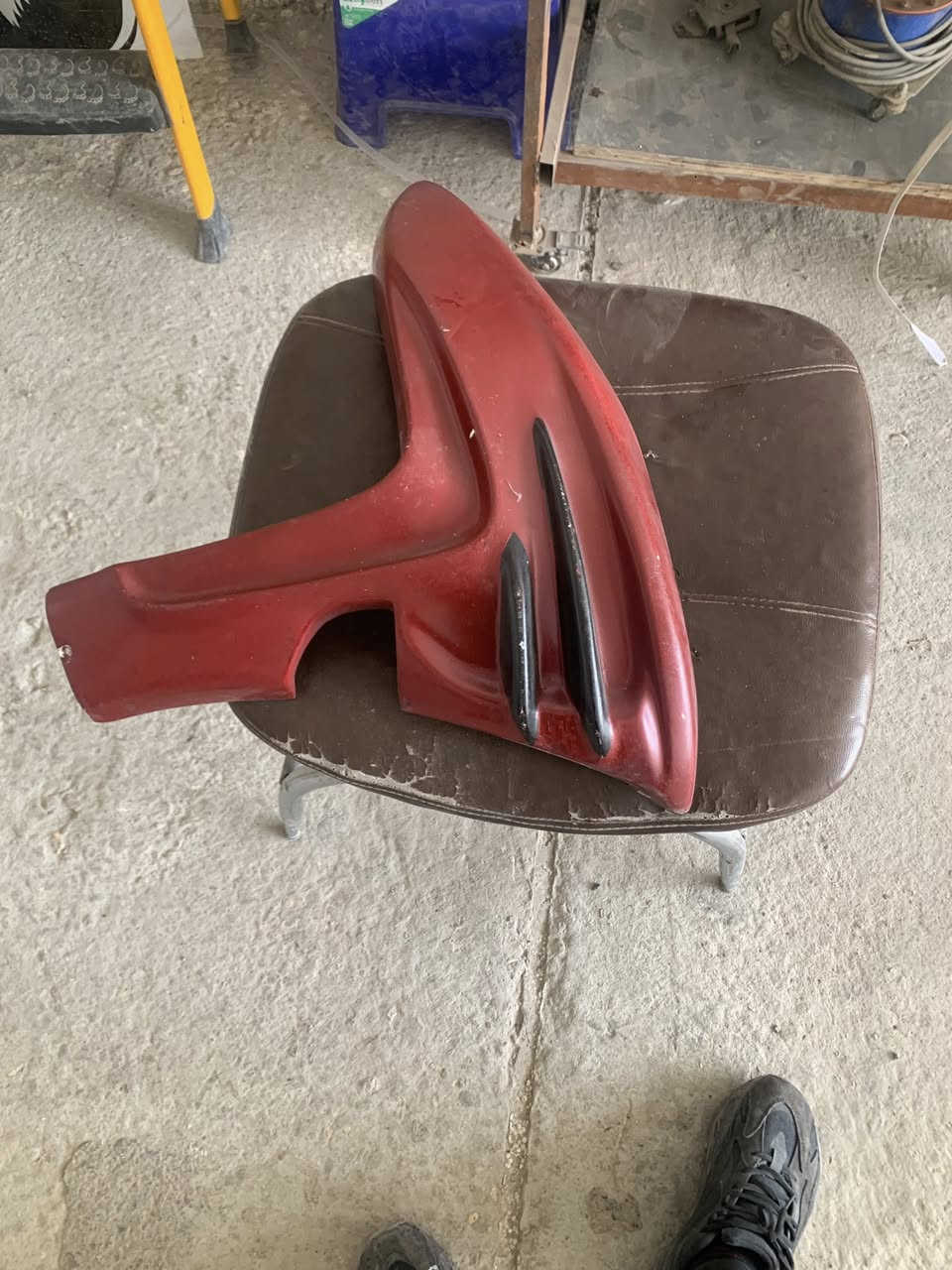 السلام عليكم تزويد لغود وسبايدر خلفي وكزوز رياضي مال صفر عشره او خوذه اصلي وكاله مونستر رياضي كلش حلوة للبيع مكاني كربلاء الحر ماعدي توصيل اي استفسار هاذه رقمي ***********
