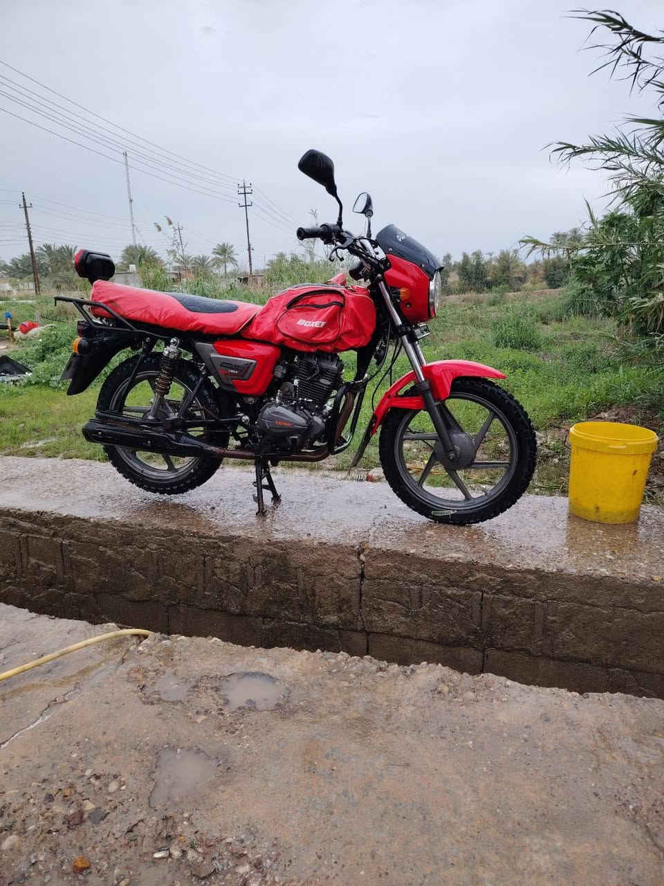 دراجة كيواي شبيهت لبوكسر موديل 19 بل شهر 12محسوبة عل 20 جاهزة من كلشي اوراق كاملة جاهزة للترقيم  مكان بعقوبة لعبارة سعر 650 وبيهة مجال  رقمي ***********
