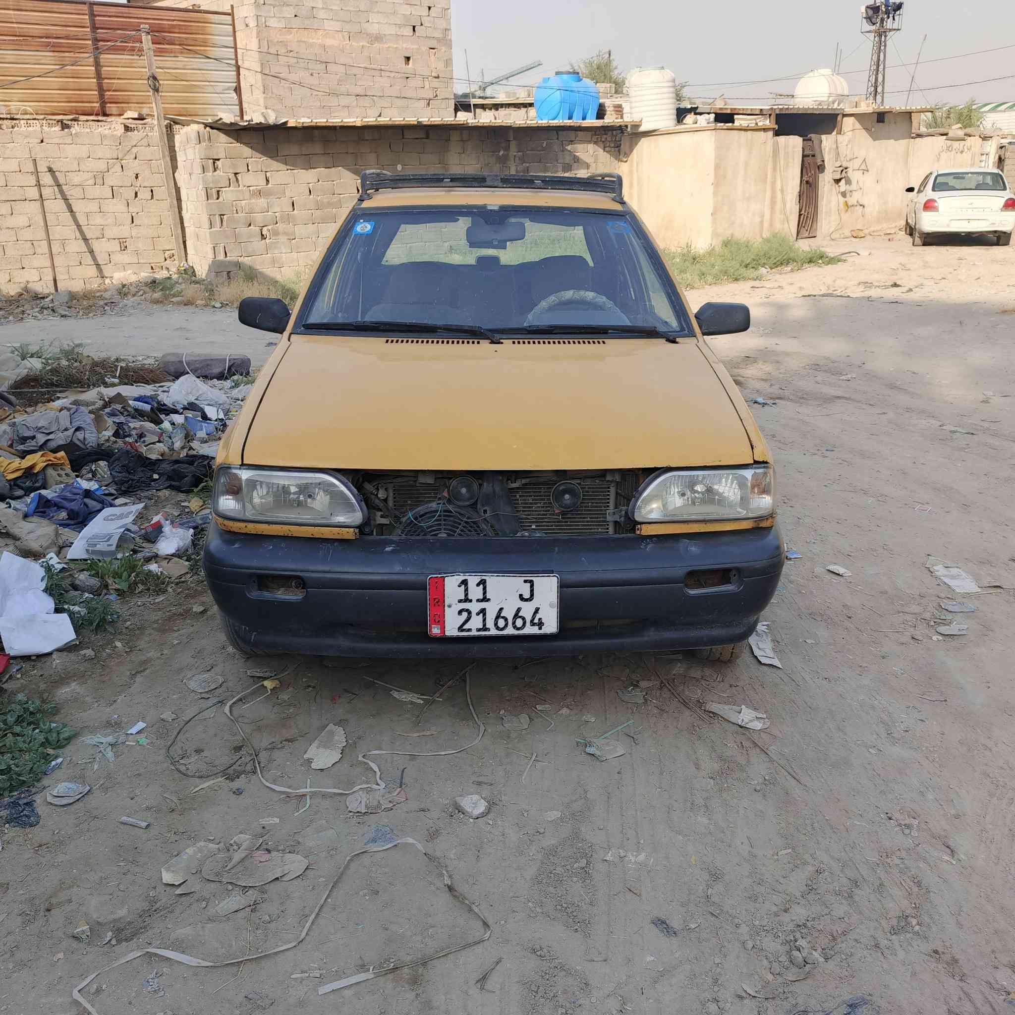 سايبه موديل 10مصفره هيئه و غرامات رقم انكليزي للبيع 16 وبيها مجال ***********مكاني بغداد الحريه الدولعي

