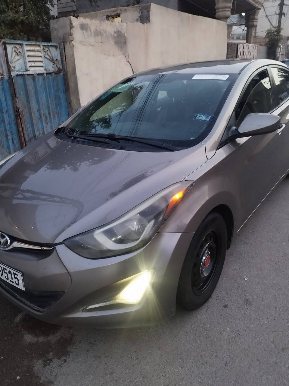 السلام عليكم
النترا 2015 وارد امريكي 
للبيع 
رقم بغداد مشروع وطني 
كفالة گير ومحرك 
تخم تاير 
بيها بارد ورصعات بسيطة  
وكلير من الجاملغ اليمين 
عنواني: واسط /قضاء العزيزية 
***********
الاتصال على الرقم
غير متواجد على الماسنجر
