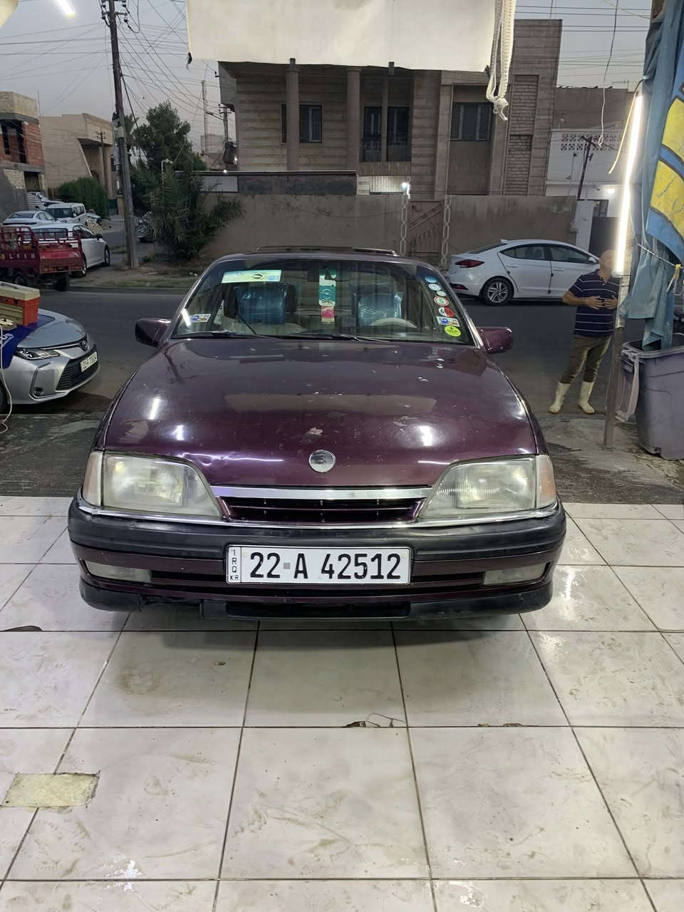 🚘 للبيع أوبل أوميكا (Opel Omega)
* اللون: ماروني
* ناقل الحركة: / أوتوماتيك )
* الوقود: بنزين
* رقم اربيل
* السيارة بحالة جيدة للاستخدام اليومي
* جسم السيارة مرتب بالنسبة للموديل
* داخلية جيدة
* تبريد وتدفئة التبريد مالتها ثلج 
* زجاج كهرباء الامامي ..الخلفي جوبي)
* الموديل 1993
* السياره بأسمي والتحويل مباشر 
*رقم انكليزي
*الهزه داخله قبل 10ايام 
فتحة سقف 
سنتر لوك
كفاله عامة من المعجون
السيارة مصبوغه عام اثر جرد 
اي نقص ماكو بالسياره 

📍الموقع: (ابو غريب)
💰السعر المطلوب: (55)
واتساب ***********
