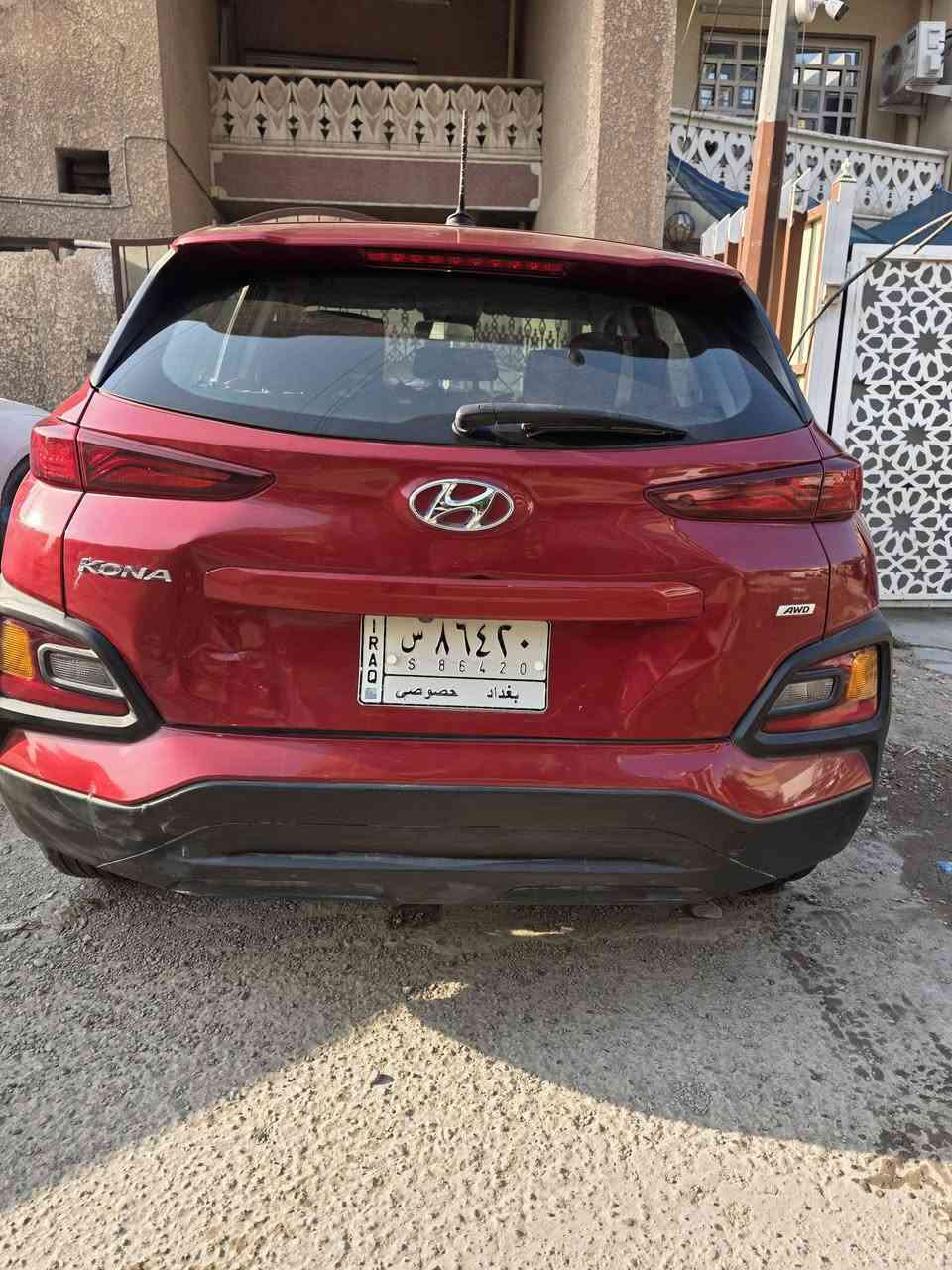 كونا ٢٠
ماشية ٣٢ 
بدون ايرباك
سعر ١٤٥ وبي مجال
***********
