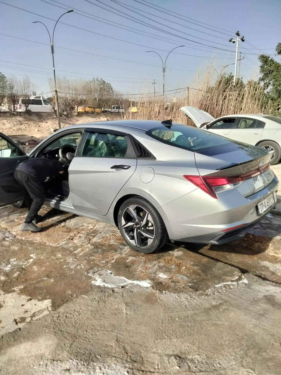 السلام عليكم مكلف بلنشر الانتره موديل 23رقم معوقين بسمنه ماشيه 47الف كيلو مواصفات بصمه تشقيل بصمه ابواب ترحيب عن بعد باقي التفاصيل عل رقم صاحب السياره ***********
