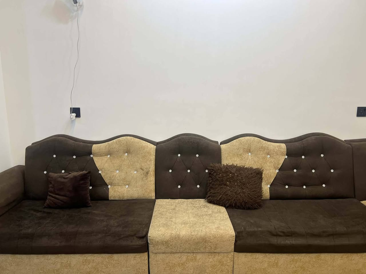 للبيع ديوان نضيف مابي اي كسر ولا ضرر السعر 100قفل 
العنوان حي الاوائل مقابل حي العربي فرع الكنيسه للاستفسار خاص #الموصل #الجميع #للبيع


**إذا كنت صاحب هذا الإعلان وتريد حذفه لأي سبب، رجاءا أرسل رسالة إلى الدعم الفني**