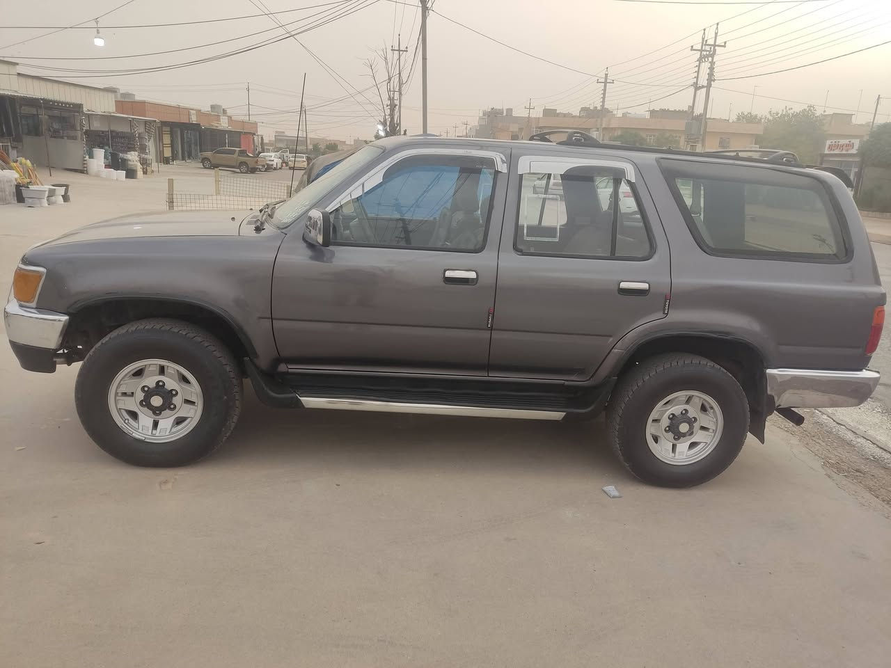 توێتا ڕەنەر
مۆدێل 1995 

گێرو مەکینەی بیلاد 

سەنەوی ژینگەی تازەیە 

عام سبوغ بۆجوانی 

چام کارەبا 

تەبریت 

قفڵ مەرکەزی 

گێڕ ئۆتۆماتیک 

زۆر جوان و پاک ماوەتەوە 

بڕانەوەو وەرگەڕان و بەناوکردن بەشەرت 

490 هەزار خەرامەی لەسەرە دوای معامەله ئەیگێڕینەوە 

گۆڕینەوەش ئەکەم بەشتێک بەدڵم بێت

شوێن هەولێر
سعر 63   معامەلە

***********
