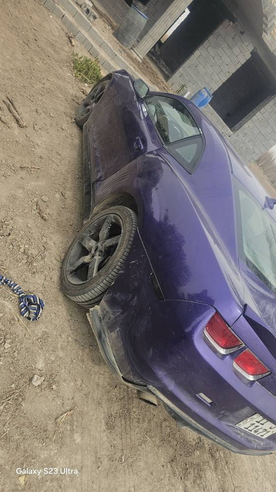 كمارو ١١ رقم بغداد مصبوغه عام تغير لون بيها بس جاملغ اليسره سعر ٧٠ مكان بابل جبله رقم مبايل ***********
