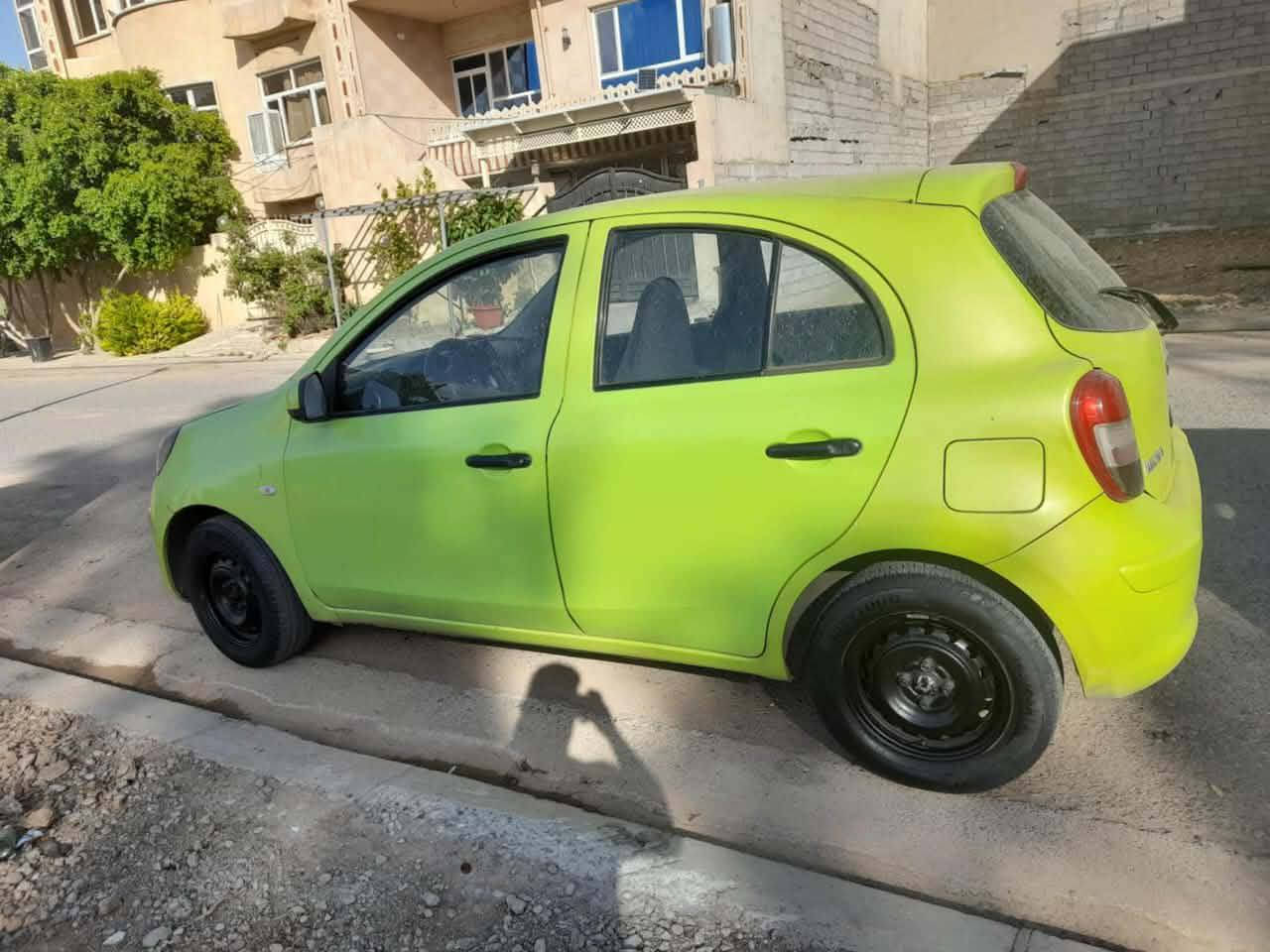 نيسان ميكرا 2013
 گيرو مةكيه بةشةرت 
4بستؤن رةقةمي نويه
شوين هةولير 
4پارجةي هةية بي ناو گرتن
  *********** أربيل, العراق
