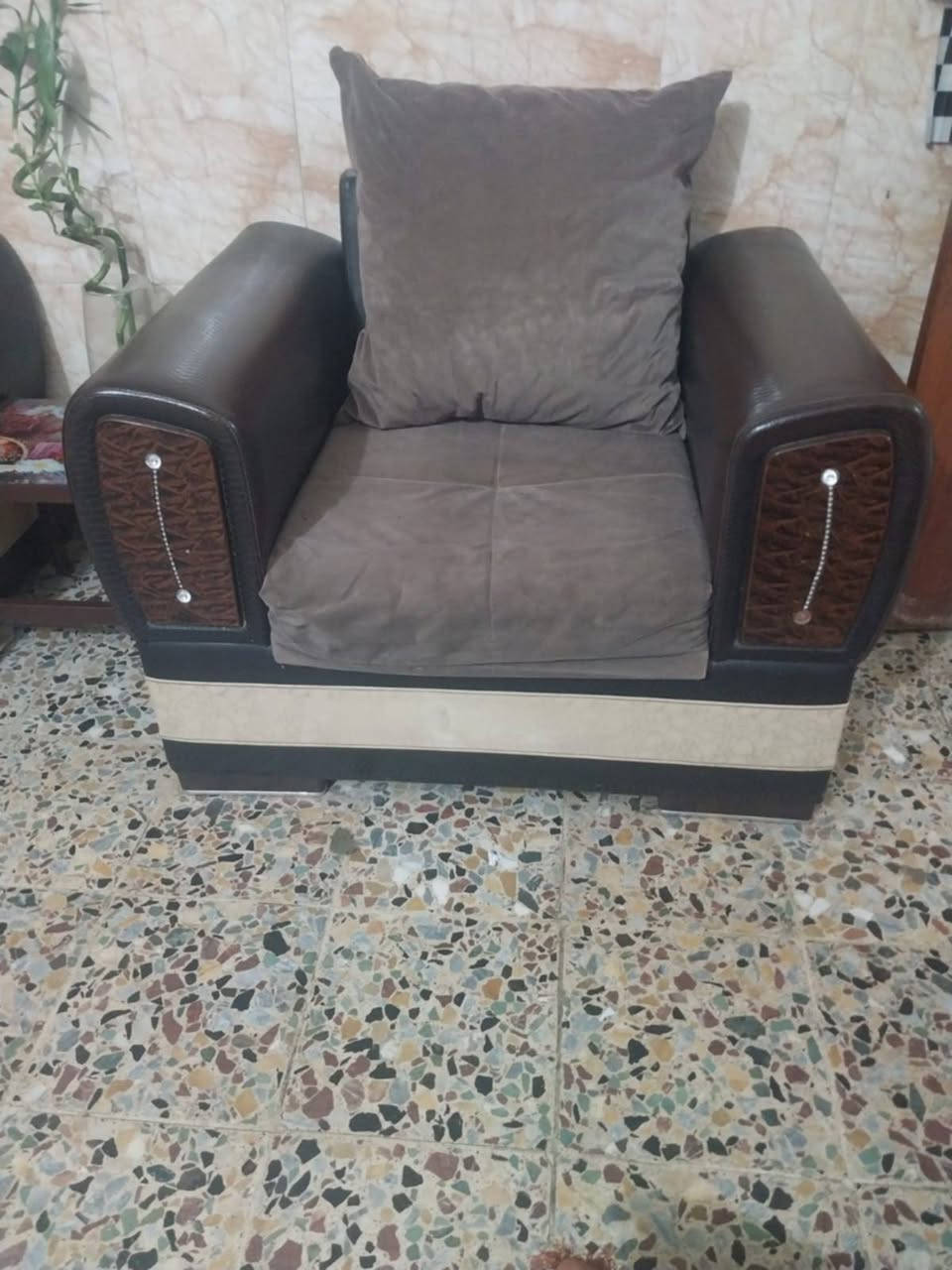 تخم تركي 10 مقاعد سعر 175 عنوان حي الجهاد


**إذا كنت صاحب هذا الإعلان وتريد حذفه لأي سبب، رجاءا أرسل رسالة إلى الدعم الفني**