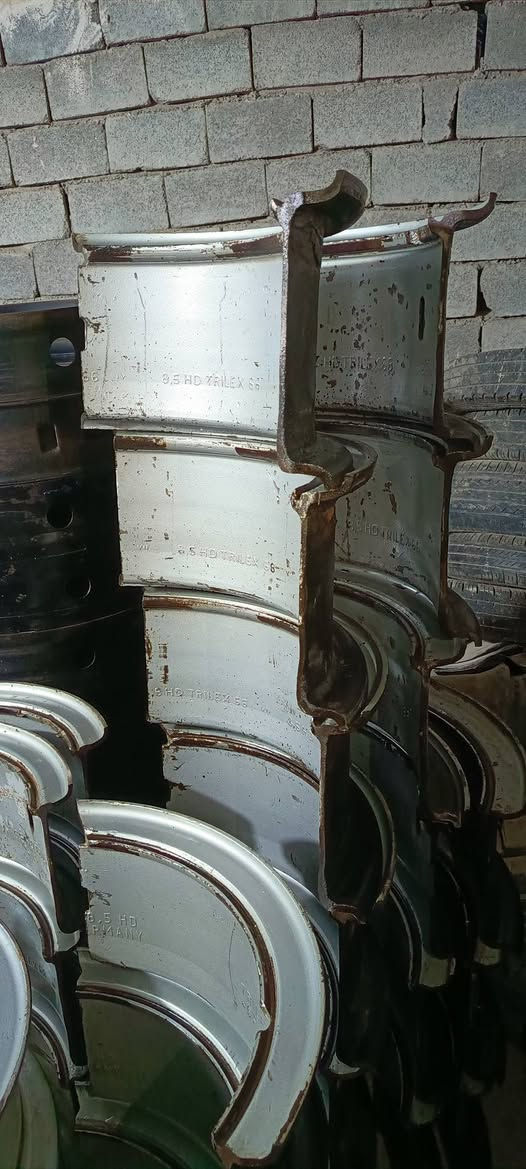 السلام عليكم يتوفر لدينا ويل الماني ختم من الوجة و الضهر 
دبل كتابة عدد 1
كتابة واحدة عدد 6
هنغاري باب اول عدد 1
سعر اللماني 250 الف قفل 
المكان التاجي خلف المصابيح 
الاستفسار أو الاتصال 
***********
‏‪***********‬‏
رجاءً الي ما يشتري الايتصل
