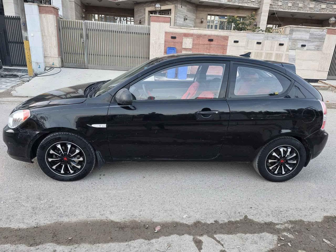 اكسنت 2008 تك باب وارد امريكي حادث جاملغ خلفي بدون دواخل ضربه خفيفه ليبل واحد والبنيد مصبوغ محرك 1600 نظيف كير نظيف صدر امامي خلفي نظيف تايرات نظاف تبريد شغال مدوشمه كشنات وكاعيه وصندوك شادله شاشه تاب وكاميرا مسويله ادامه المنظومه البانزين سياره جاهزه وما بيه نقص باسمي رقم جديد ومكاني بغداد السعر 65 ورقه للاتصال *********** بغداد, العراق
