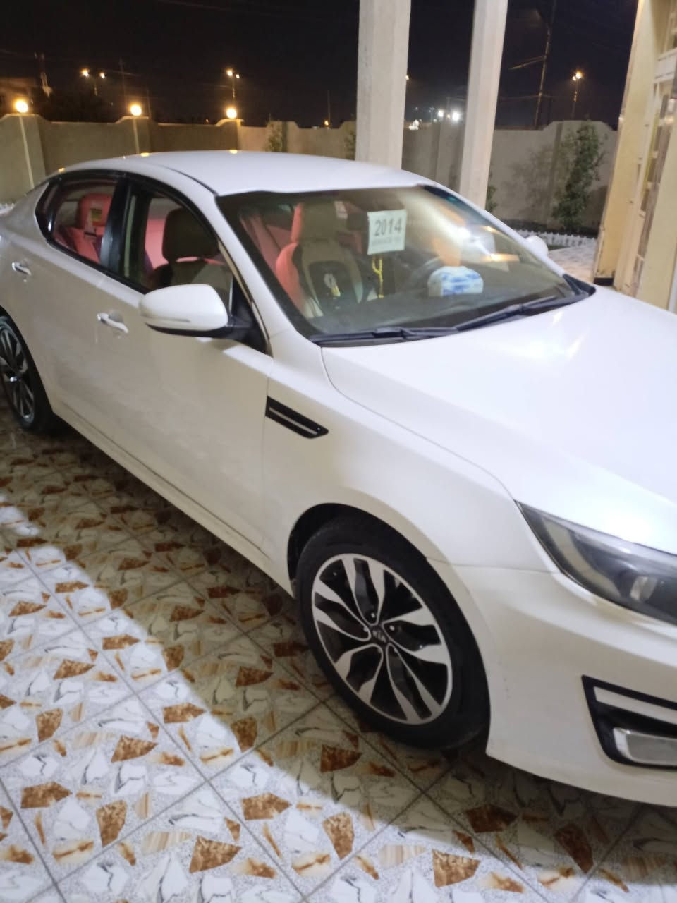 سلام عليكم 
اوبتما 2014 شكل ل15 خليجي 
رقم بغداد 
محرك 2400 دوش بلادي مامفتوح 
تخم تاير جديد 
صدر جديد 
بصمه 
اشاير بلمري 
مري شفط 
حساسات أمامية وخلفية 
لد امامي وخلفي 
ستيرن حرف D
سعر 145
مكان الانبار الكرمه 
***********
***********
سياره بيه جاملغ أمامي ليمنه مبدل 
وبيه بارد مأشر عليهن بصور
