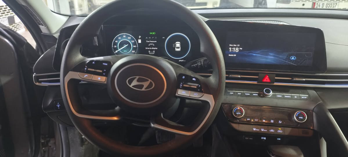 الأنترا 2024 وارد امريكي
SEL 
السعر  155
حادث جاملق امامي
للأستفسار. 
***********
