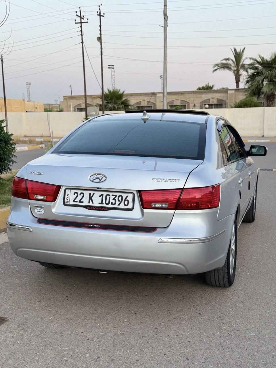 سوناتا للبيع 
موديل 2009 امريكي 
رقم اربيل بأسمي كلها جديد شرط التحويل 
كير ومحرك شرط لا صرف ولا بخار ولا صوت 
سياره بدون مصرف جاهزه من كل النواحي 
كهربائيات وتخم تاير وصدر امامي وخلفي كلها جديد
مواصفات فول ليبل واحد السياره 
سياره بيهه بونيد صبغ فقط بدون ضربه وبدون دواخل وبدون تبديل وبدون فتح السياره 
السعر 127
***********
