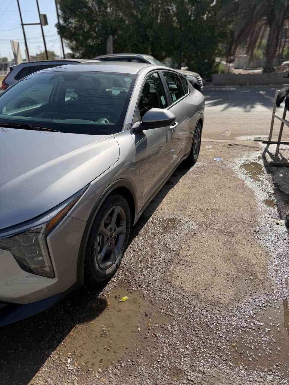 السلام عليكم كي 4 موديل 25 ماشيا 3 تالاف. بيع او مراوس  حادثها بس الباب الخلفي بدون ايرباك المعرفت السعر اتصل    مكاني الكرخ الشرطه الخامسه  هاتف *********** بغداد, العراق
