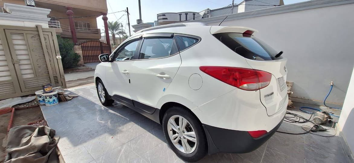 السلام عليكم توكسان 2012 رقم بابل تخم تاير حداديه جديده منظومة تبريد جديده سياره خير من الله بيها باب سائق تبديل فقط سعر 131وبيها مجال الطيبين ..
***********
